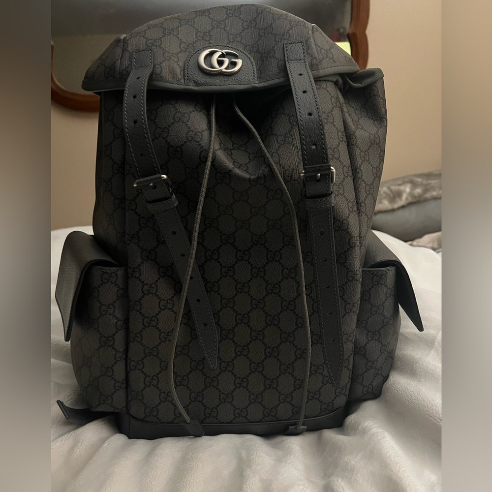 Ophidia Gucci Backpack used once new condition.  Retail price: 2800(with tax)